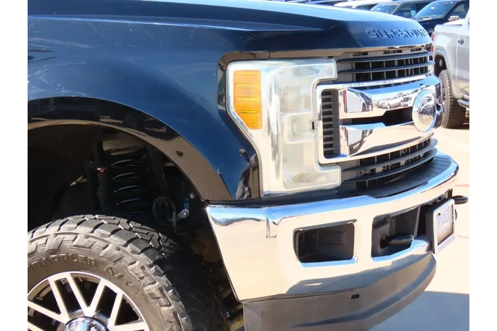 $27999 : Ford F-250 Super Duty 2017 4 image 6