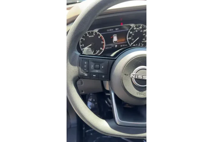 $25588 : Nissan Rogue 2023 AWD SV 4dr image 9