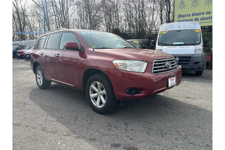 $8499 : 2010 Highlander image 1