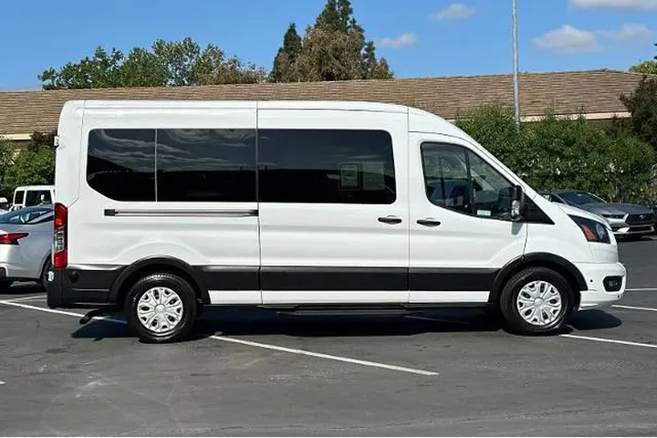 $38987 : Ford Transit 2024 350 XLT 3d image 2