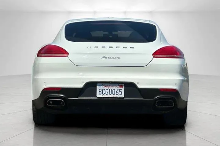 $14995 : Porsche Panamera 2014 4dr Se image 4