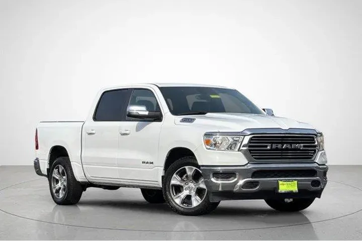 $29588 : Ram 1500 2024 4x2 Laramie 4d image 2