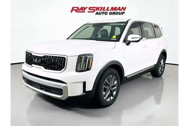 $30975 : Kia Telluride 2024 LX 4dr SU image 3