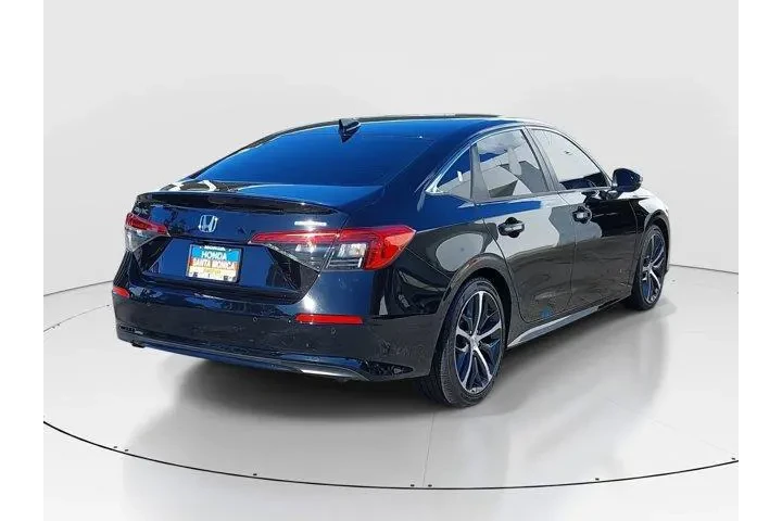 $22999 : Honda Civic 2022 Touring 4dr image 5
