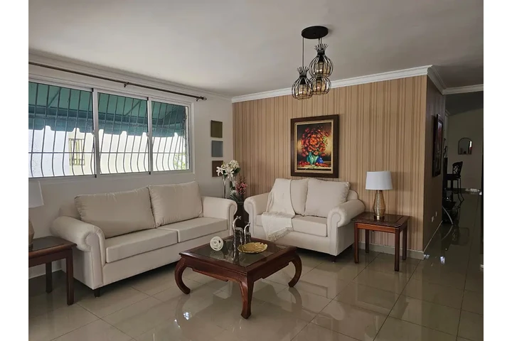 $1200 : Arriendo Apartamento Amueblado image 1