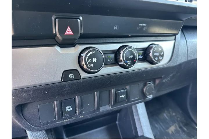 $21887 : 2020 Tacoma 2WD SR image 7