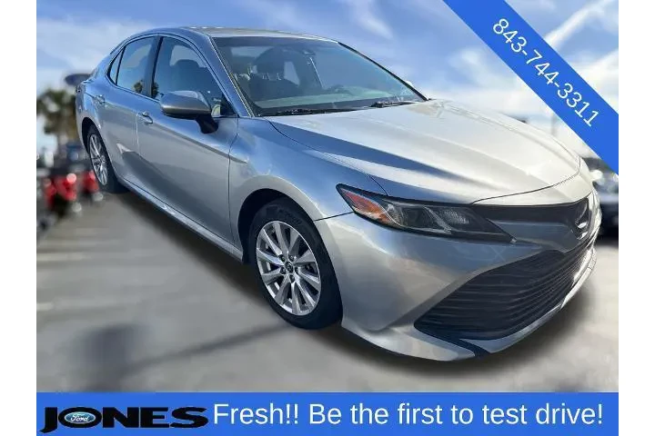 $14049 : Toyota Camry 2018 LE 4dr Sed image 1