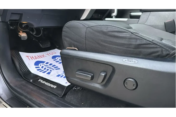 $26995 : Toyota Tundra 2017 4x4 SR5 4 image 6