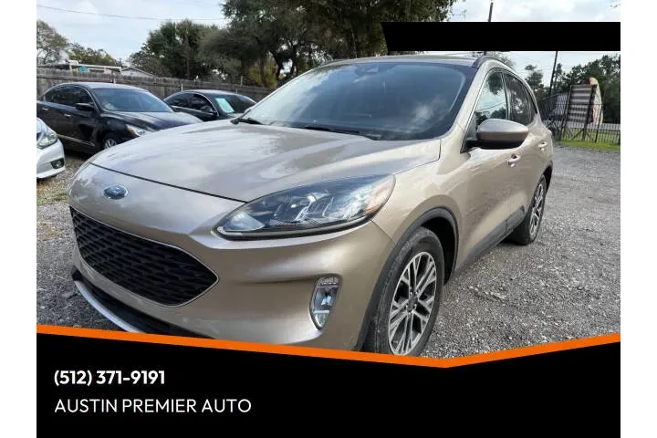 $9995 : 2020 Escape image 1