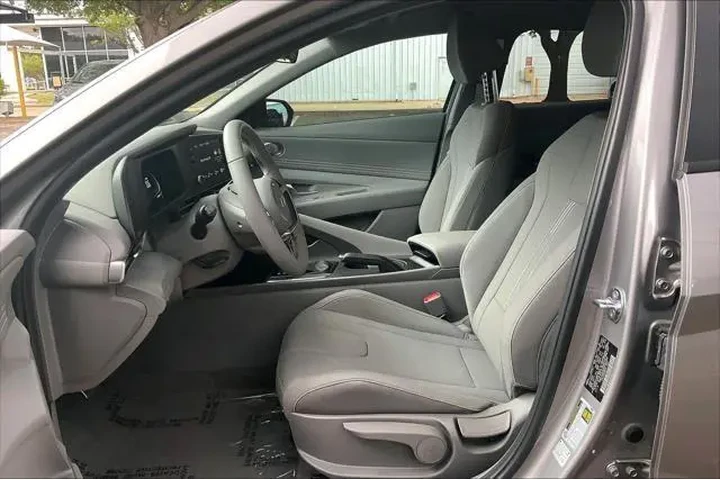 $22912 : Hyundai ELANTRA 2025 SEL Spo image 8
