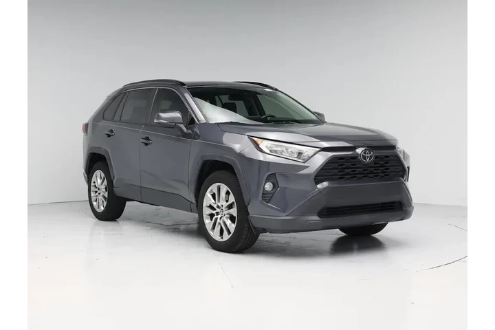 $26998 : Toyota RAV4 2020 AWD XLE Pre image 1