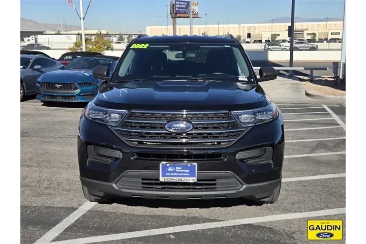 $29884 : Ford Explorer 2022 AWD XLT 4 image 2