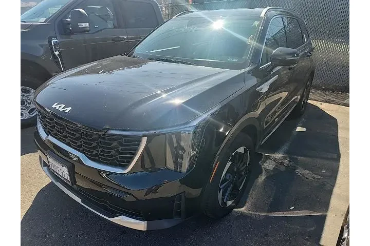 $34692 : Kia Sorento Hybrid 2025 AWD image 3