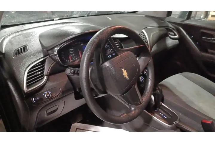 $13077 : Chevrolet Trax 2020 LS 4dr C image 4