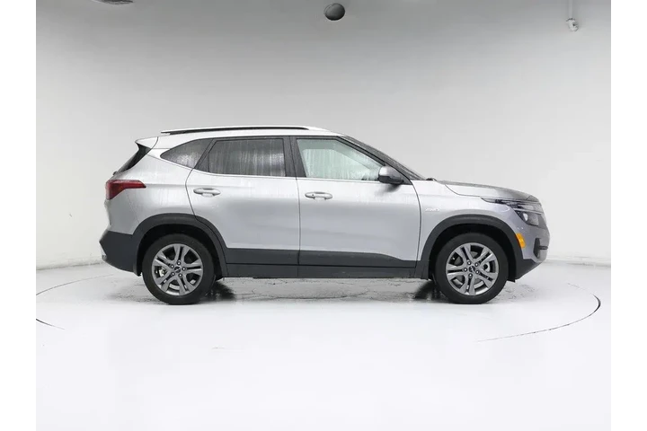 $20998 : Kia Seltos 2023 AWD S 4dr SU image 7