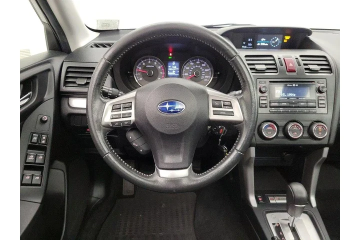 $13998 : Subaru Forester 2015 AWD 2.5 image 10