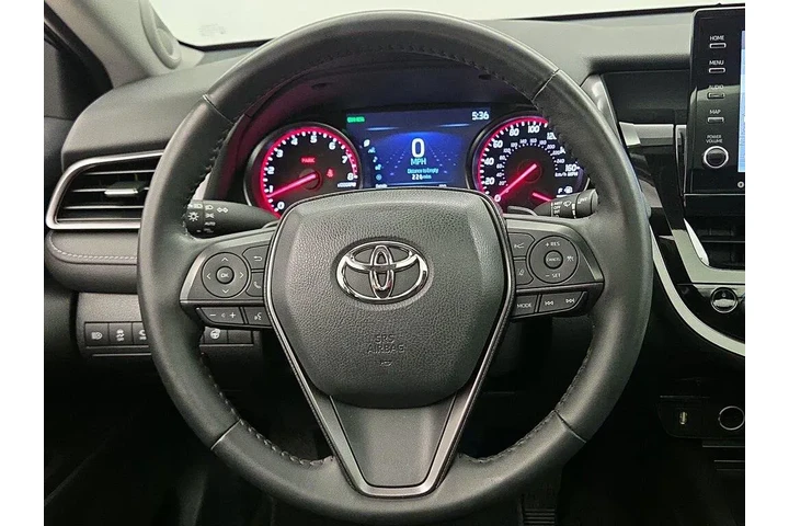 $32998 : Toyota Camry 2022 AWD XSE 4d image 10