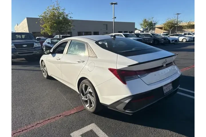 $22990 : Hyundai ELANTRA 2025 SEL Spo image 2