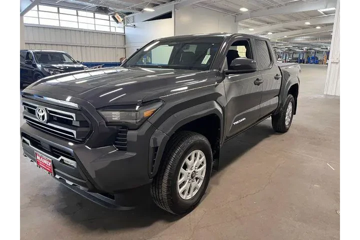 $38989 : Toyota Tacoma 2025 4x4 SR5 4 image 7