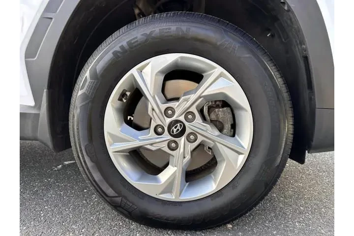 $23999 : Hyundai TUCSON 2023 AWD SEL image 6