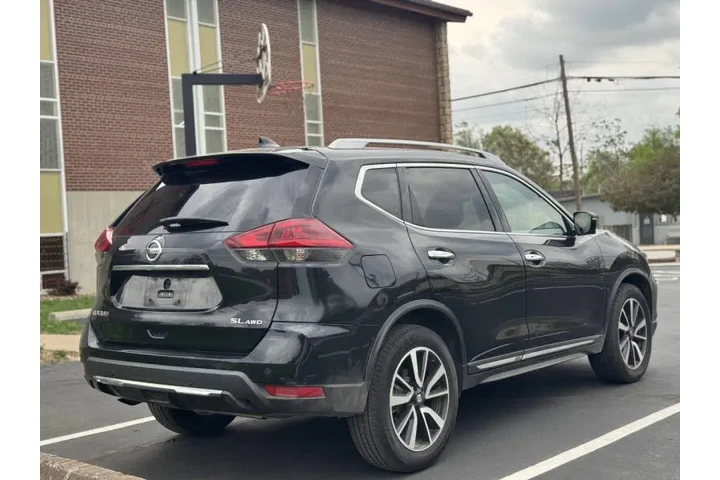 $8500 : 2019 Rogue SL image 6