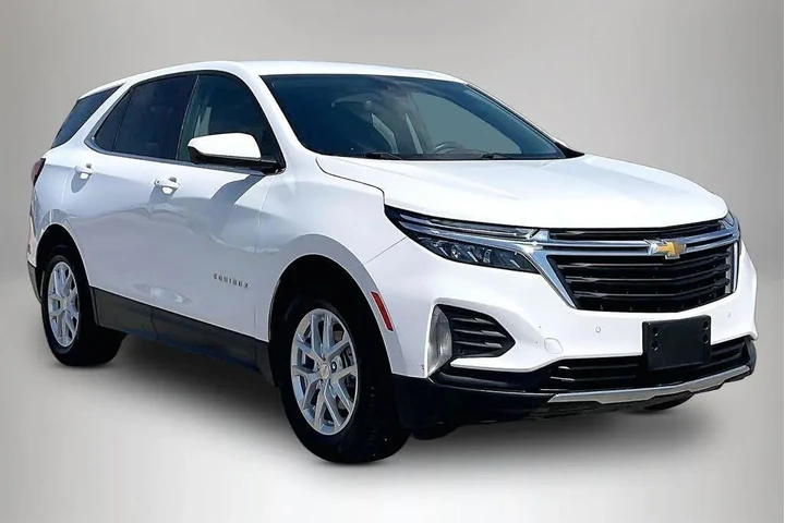 $16599 : Chevrolet Equinox 2024 LT 4d image 1