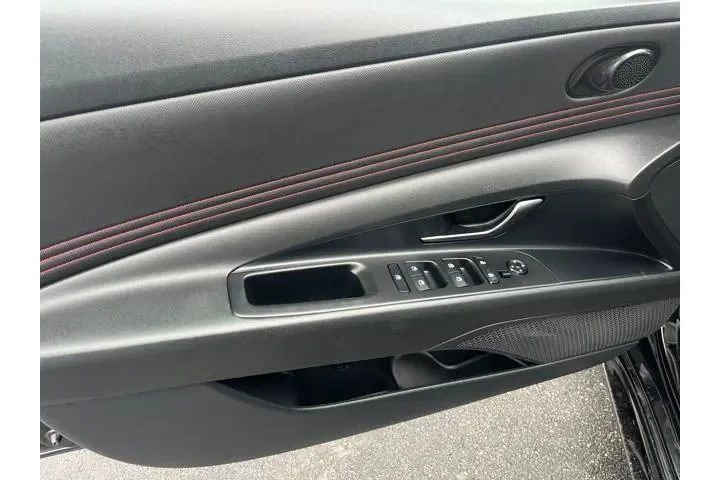 $21964 : Hyundai ELANTRA 2023 N Line image 9