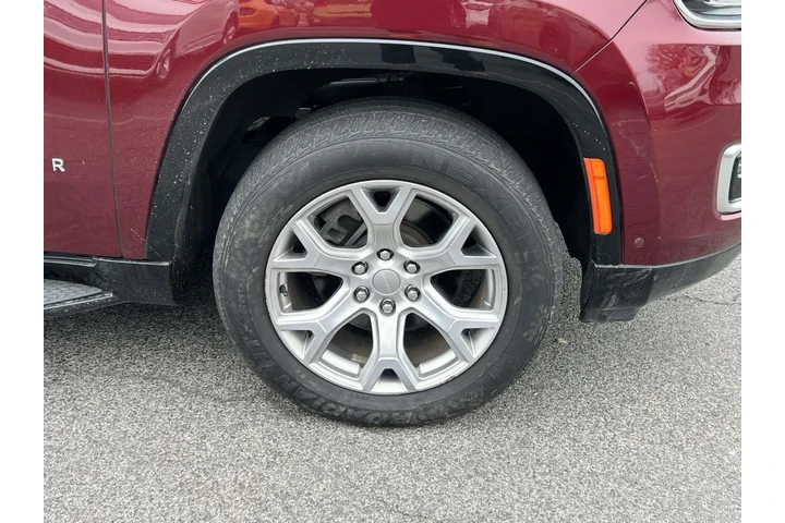 $39990 : Jeep Wagoneer 2022 4x4 Serie image 9