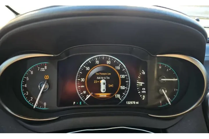 2016 LaCrosse Leather image 8