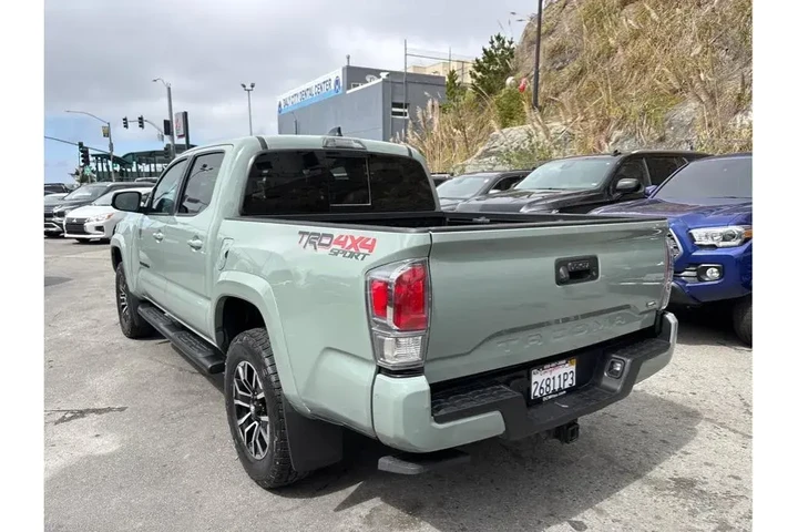 $39988 : Toyota Tacoma 2022 4x4 TRD O image 5