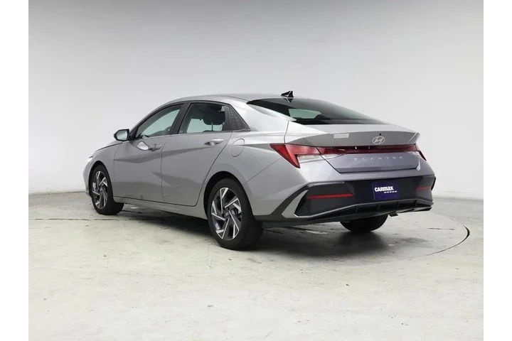 $23998 : Hyundai ELANTRA 2025 SEL Con image 2