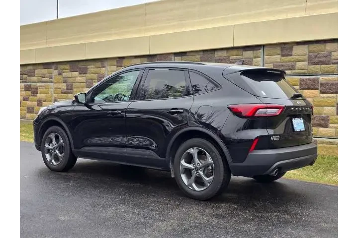 $28300 : Ford Escape 2025 AWD ST-Line image 8