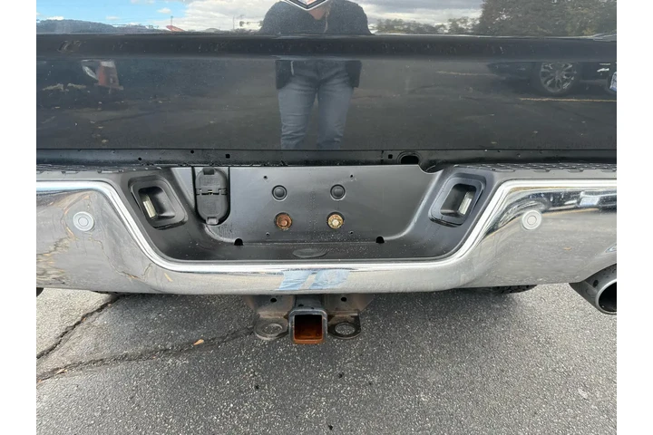 $22999 : 2017 RAM 1500 Big Horn/Lone S image 10