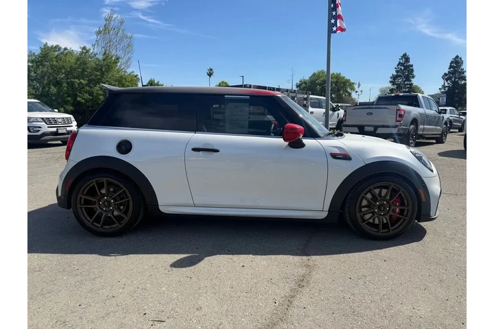 $37500 : MINI Hardtop 2 Door 2024 Joh image 6