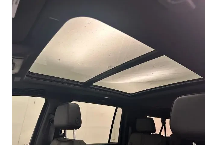 $73901 : Chevrolet Suburban 2025 4x4 image 10