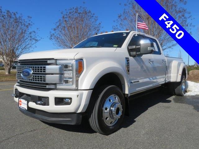 $64326 : PRE-OWNED 2019 FORD F-450SD P image 1