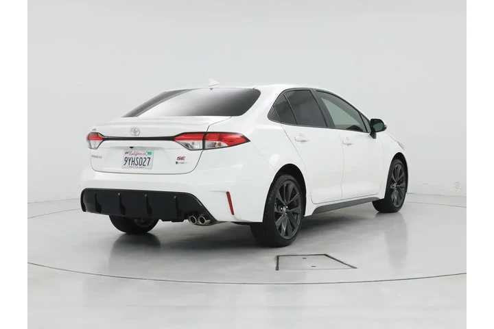 $29998 : Toyota Corolla Hybrid 2026 S image 8