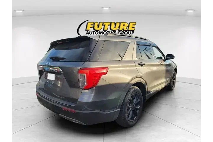 $32997 : Ford Explorer 2023 XLT 4dr S image 3