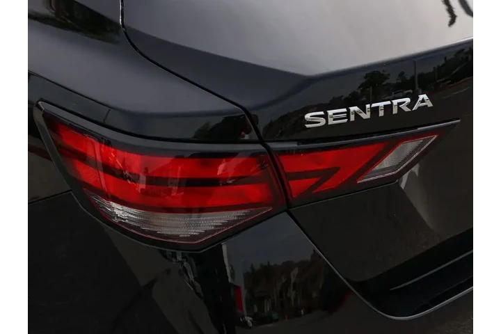 $19544 : Nissan Sentra 2025 SV 4dr Se image 7