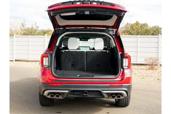 $51222 : 2025 Explorer Platinum image 9