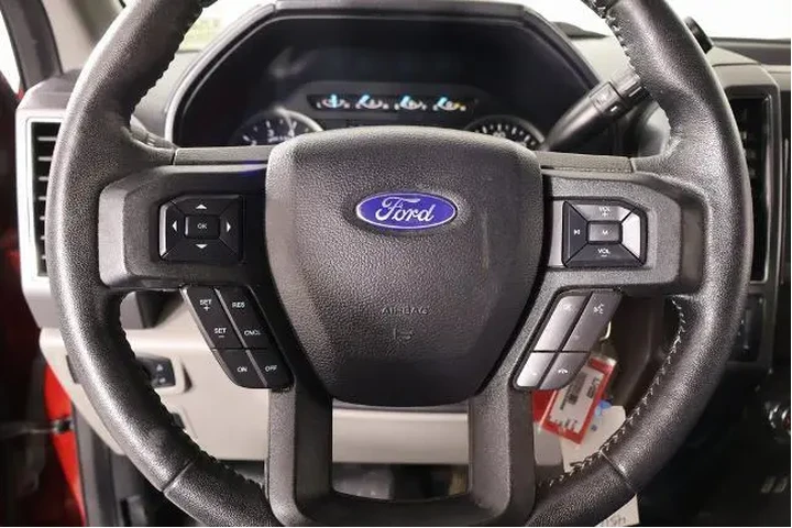 $25780 : Ford F-150 2019 4x4 XLT 4dr image 3