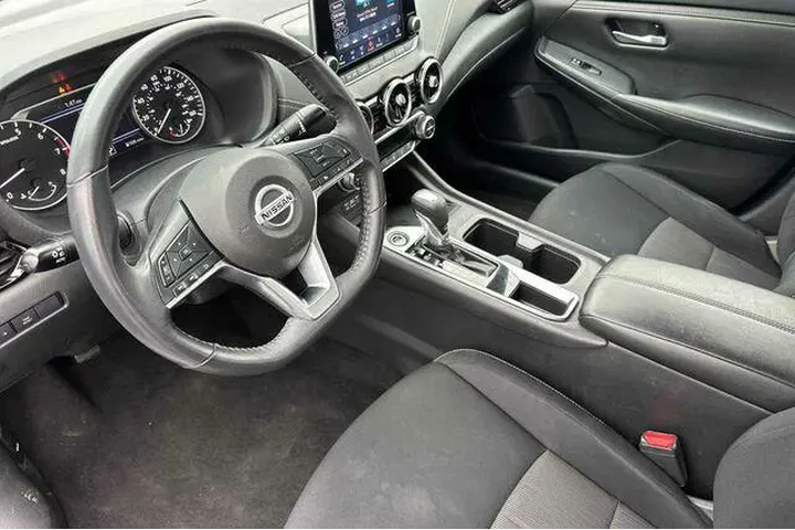 $15224 : Nissan Sentra 2021 SV 4dr Se image 4