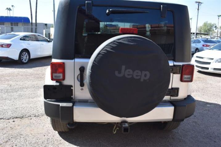 $10795 : 2010 Wrangler Sahara 4WD image 7