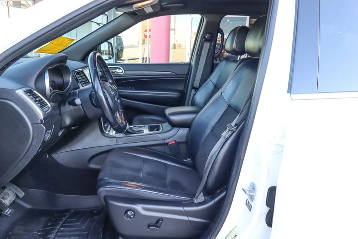 $21988 : 2021 Grand Cherokee Laredo X image 7