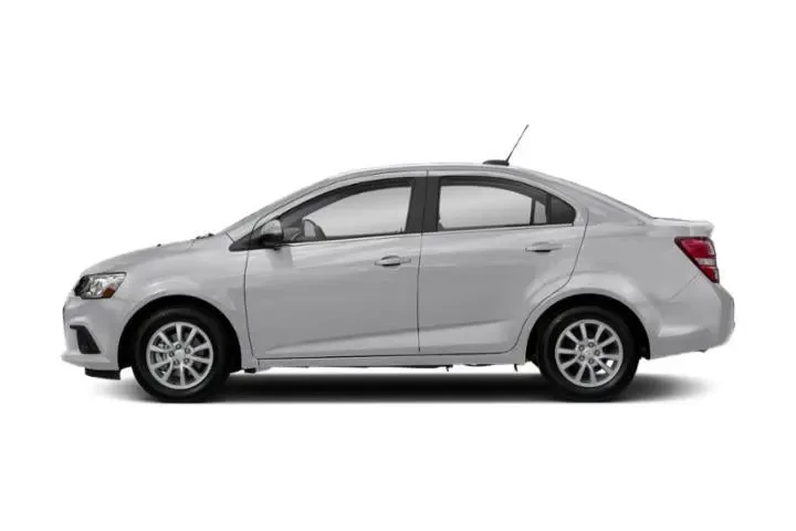 $13900 : Chevrolet Sonic 2019 LS Auto image 2