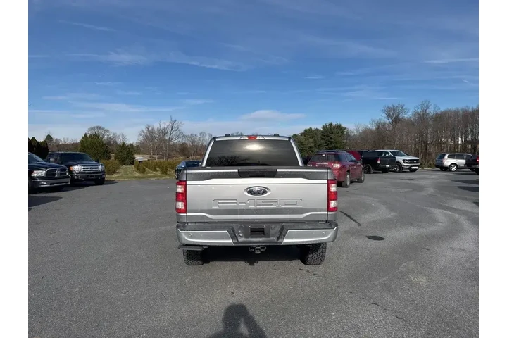 $30000 : Ford F-150 2021 4x4 XL 4dr S image 5