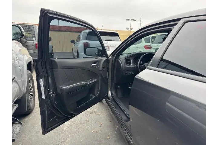 $35407 : Dodge Charger 2023 AWD GT 4d image 5