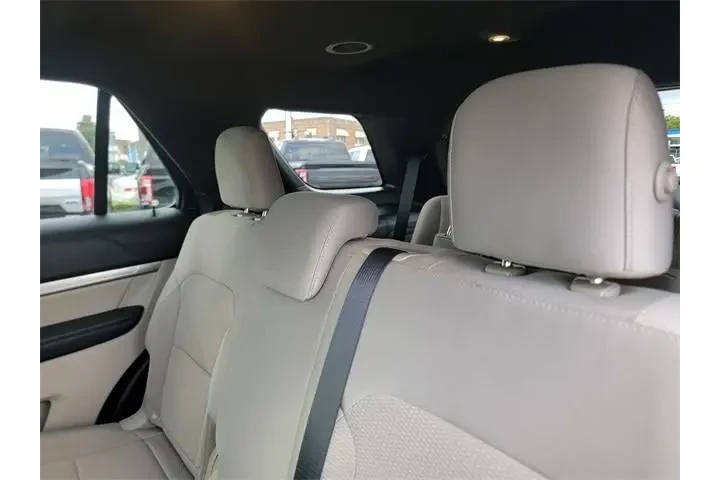 $15491 : Ford Explorer 2019 XLT 4dr S image 10