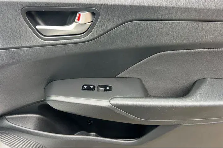 $14890 : Hyundai ACCENT 2021 SE 4dr S image 9