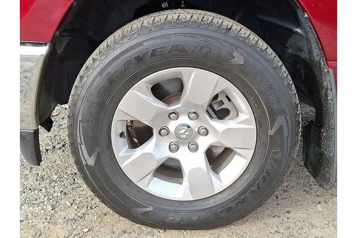 $33769 : Ram 1500 2022 4x4 Big Horn 4 image 9